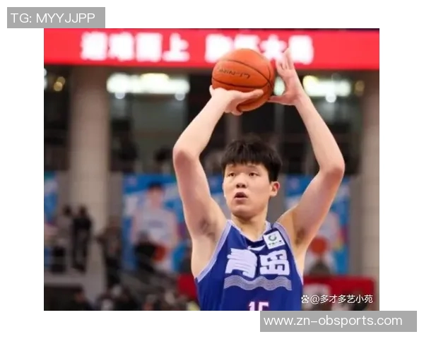 杨瀚森在比赛中表现出色需加强防守与无球跑动提升实力 杨瀚森在比赛中表现出色需加强防守与无球跑动提升实力