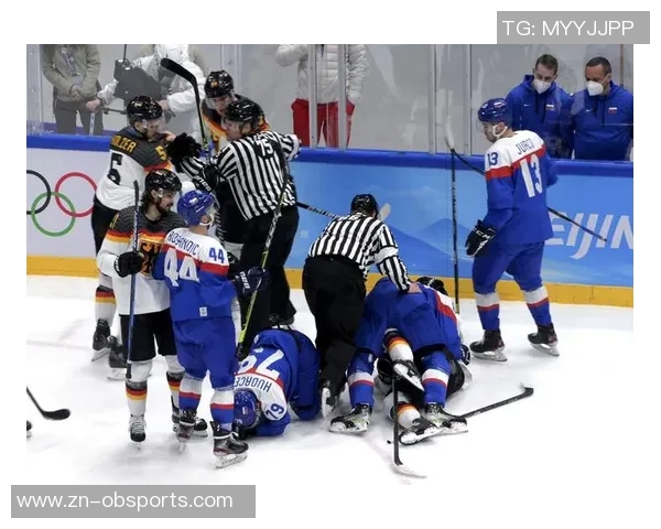 穆勒分享冰球比赛观赛照片感谢好友邀请丰富业余生活 穆勒分享冰球比赛观赛照片感谢好友邀请丰富业余生活