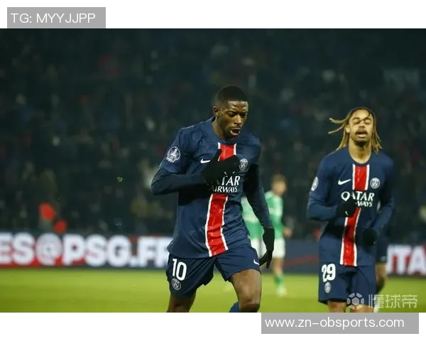 登贝莱伤情未愈仍坚持参加巴黎训练展现斗志 登贝莱伤情未愈仍坚持参加巴黎训练展现斗志