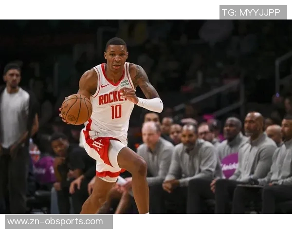 莱昂纳德状态低迷17投7中仅得18分5篮板正负值创赛季新低 莱昂纳德状态低迷17投7中仅得18分5篮板正负值创赛季新低