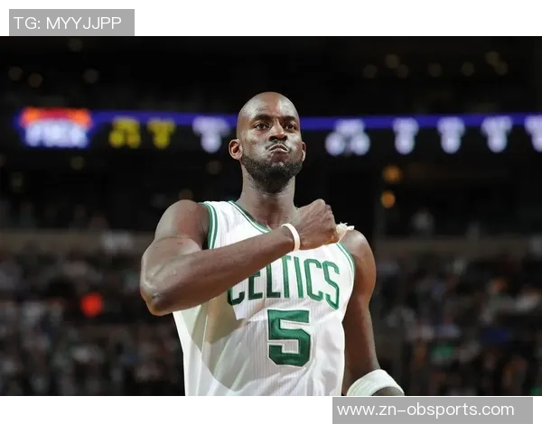 里夫斯赛后第一时间告知詹姆斯我曾为他们父子送出空接精彩瞬间 里夫斯赛后第一时间告知詹姆斯我曾为他们父子送出空接精彩瞬间